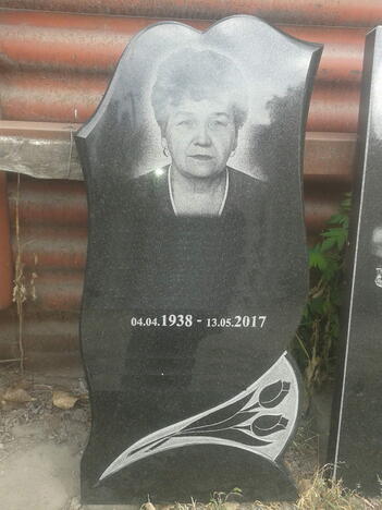 Памятник гранитный резной №5