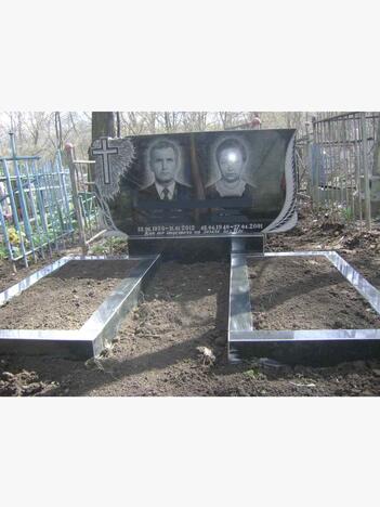 Памятник гранитный двойной №4