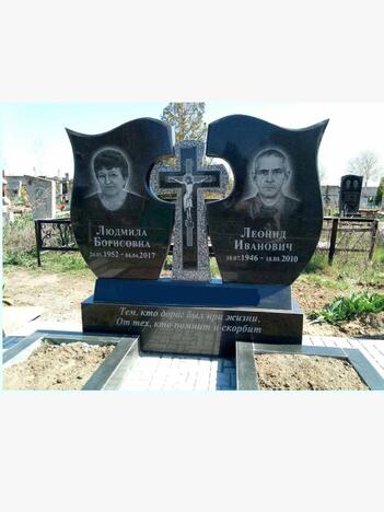 Памятник гранитный двойной №8
