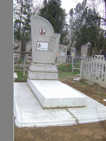 Памятник мозаичный №10